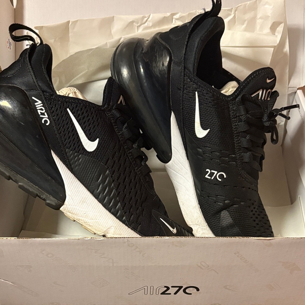 Nike Air 270 Black and White Sneakers